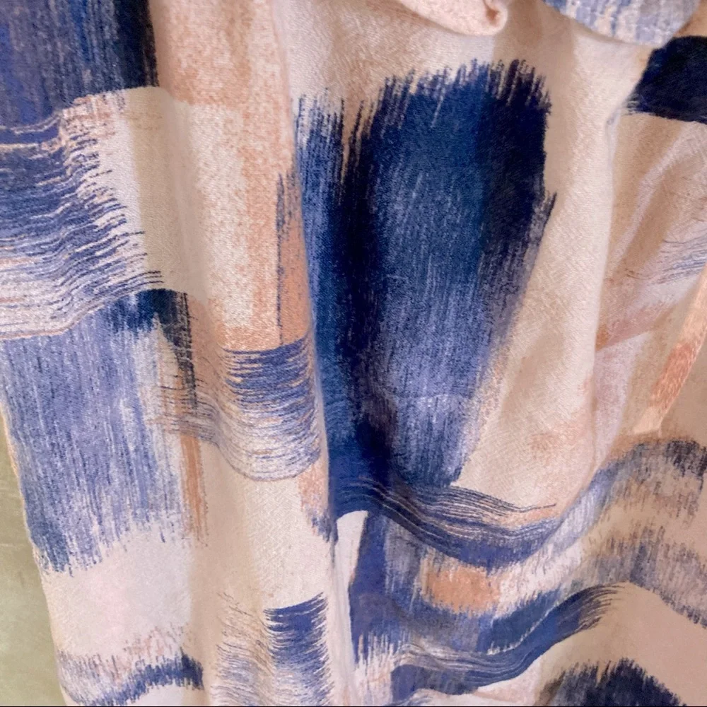 Universal Thread Dress - Picture 2 of 5